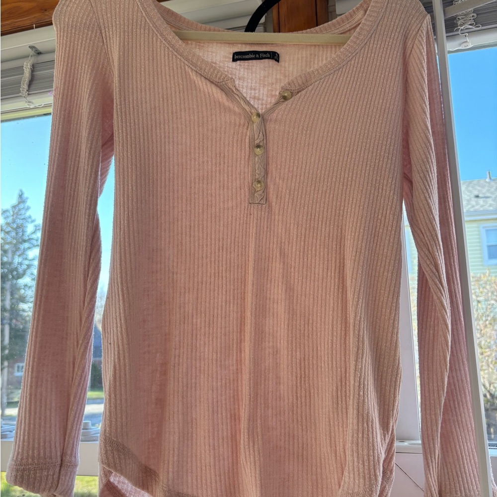 Abercrombie & Fitch Pink Ribbed Buttoned Blouse